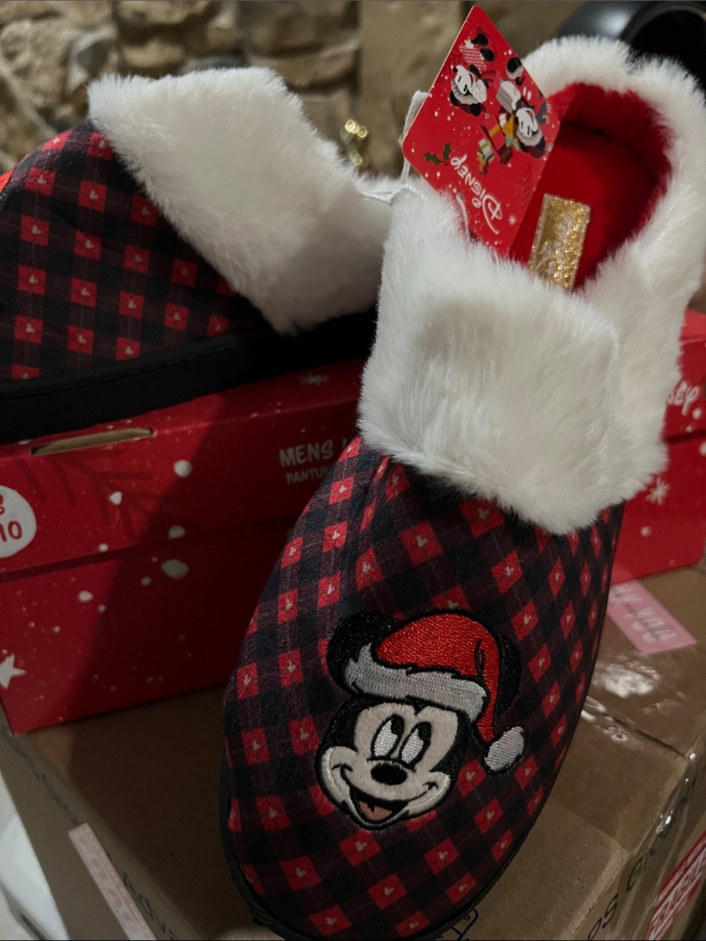 Disney Red and Black Plaid Mickey Mouse Holiday Slippers Size 9/10 Men NWT